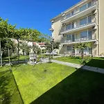 Guest house 